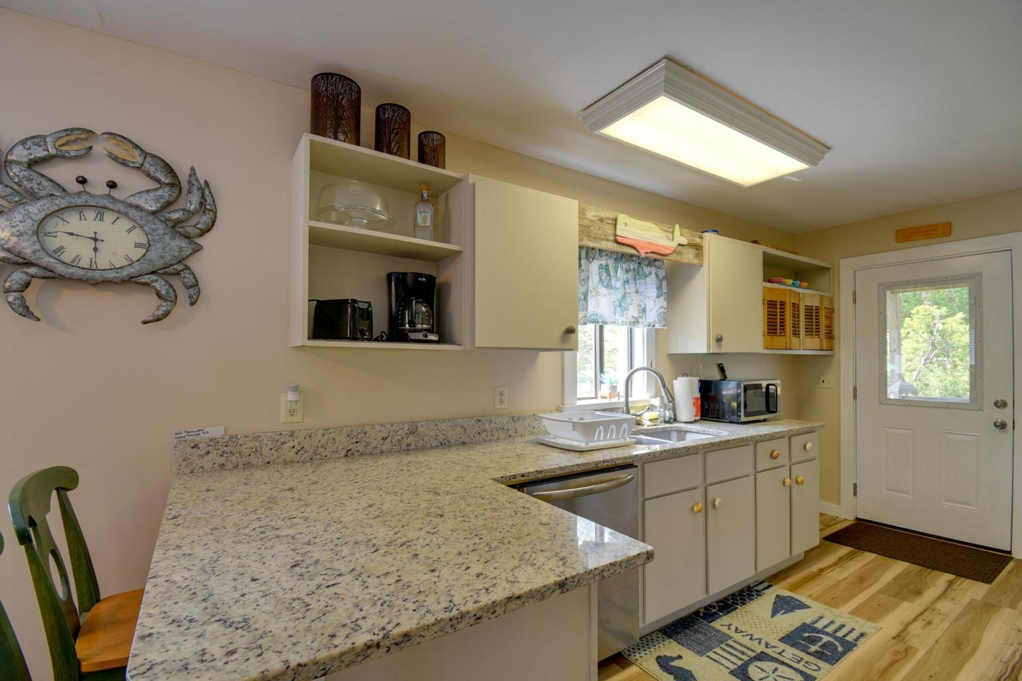 Ocean Isle Apartment With Balcony, 1 Mi To Beach! Ocean Isle Beach Eksteriør bilde
