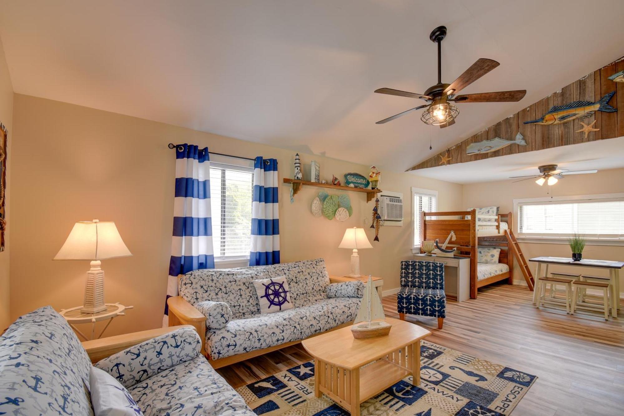 Ocean Isle Apartment With Balcony, 1 Mi To Beach! Ocean Isle Beach Eksteriør bilde